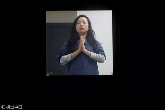 花錢蹲監獄放松