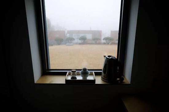 花錢蹲監獄放松