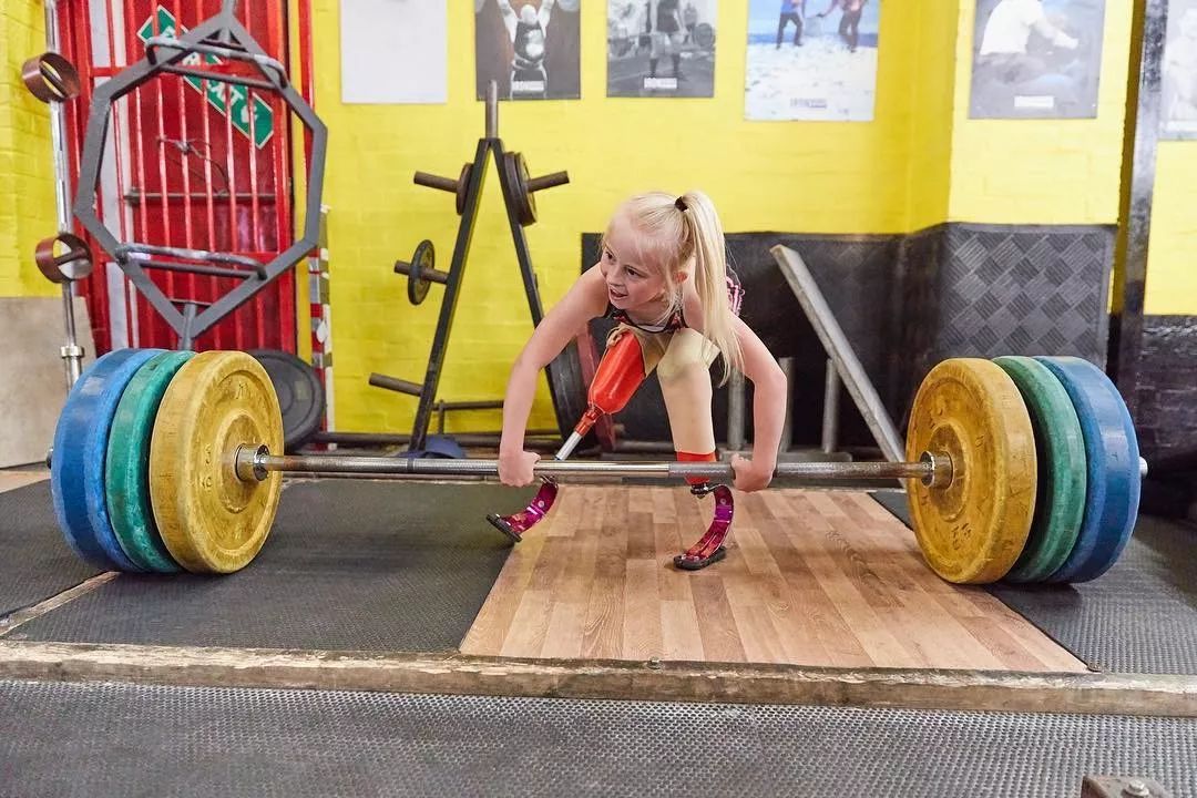 截肢仙女紅遍全球