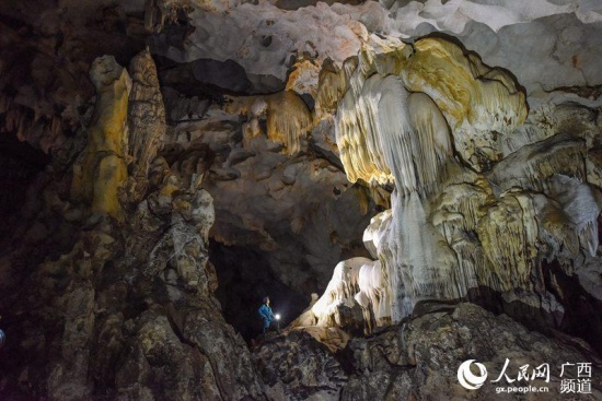 廣西現世界級天坑