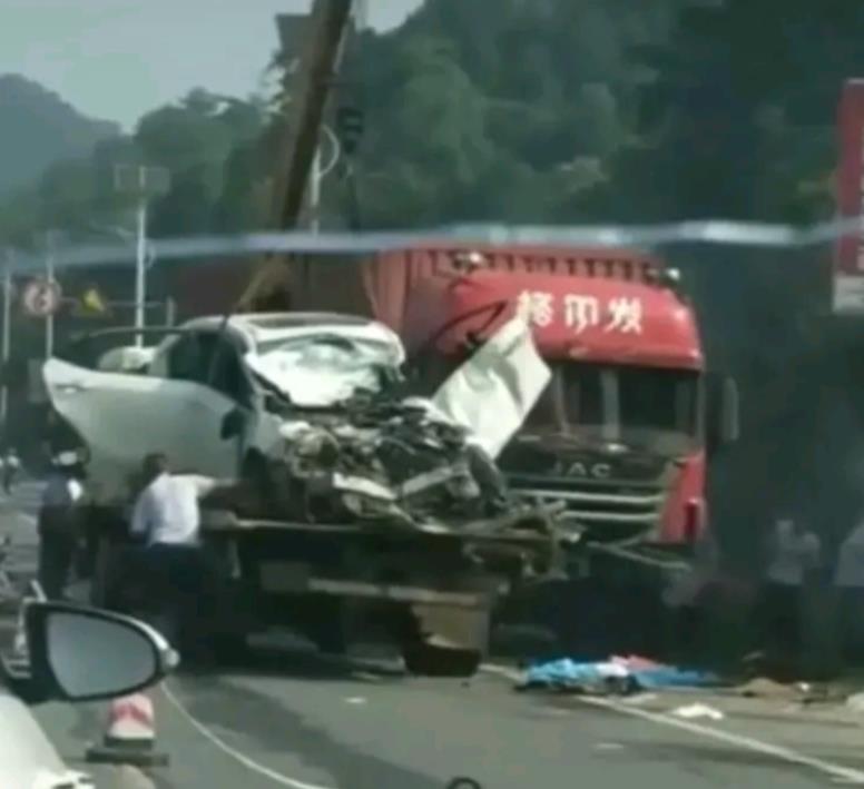 衡陽衡東縣314國道慘烈車禍現場圖片