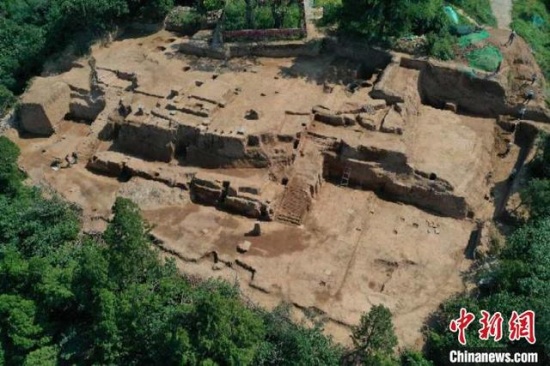 西安發(fā)現(xiàn)長(zhǎng)恨歌里的驪宮