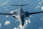 美軍兩架轟炸機被曝現身東海上空