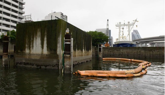 奧運(yùn)會(huì)游泳比賽游泳場(chǎng)海灣污染很臭