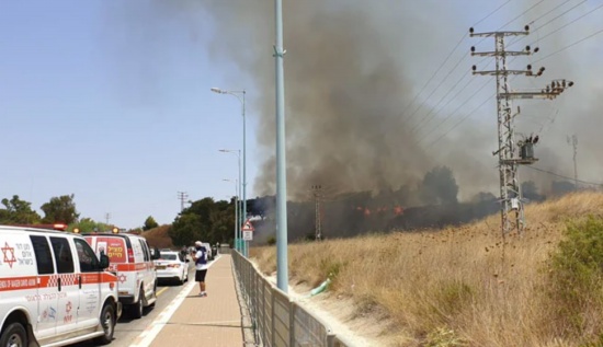 以色列被黎巴嫩發(fā)射的2枚火箭炮擊中