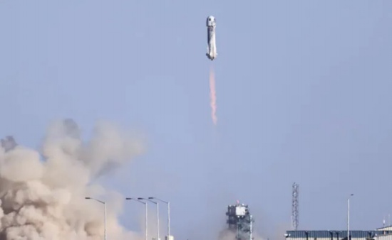 星際迷航演員90歲太空旅行宇航員 藍色起源成就了太空旅行夢