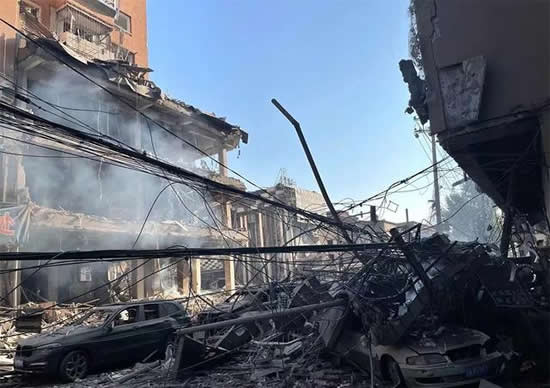 沈陽一飯店燃氣爆炸 半條街成廢墟