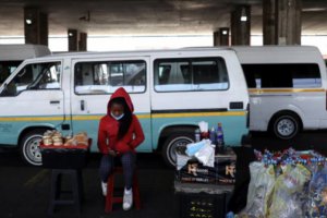 新變種病毒使南非面臨被全球封鎖的風(fēng)險(xiǎn)