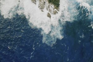 風(fēng)暴尤尼斯襲擊英格蘭和愛(ài)爾蘭