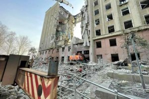 烏克蘭尼古拉耶夫政府大樓遭火箭彈襲擊