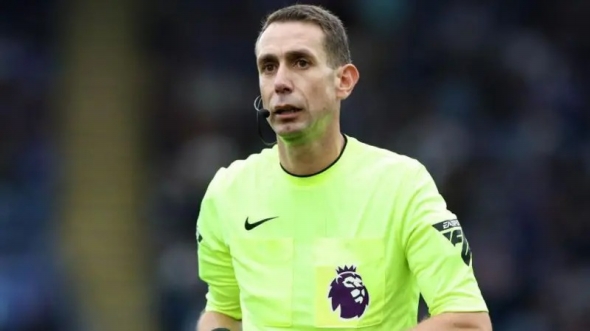 大衛&middot;庫特在2018年執法了他的第一場英超比賽