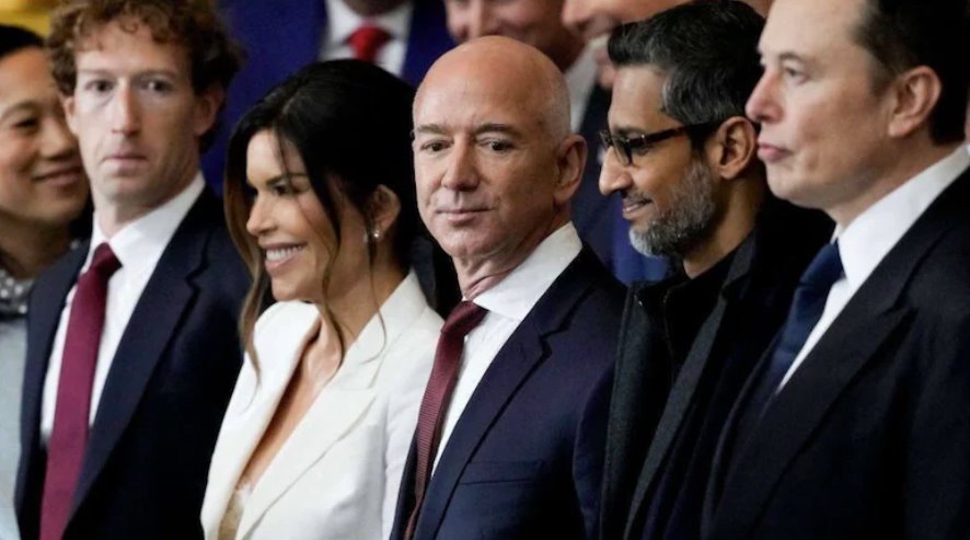 當天在場的億萬富翁——包括埃隆·馬斯克、杰夫·貝佐斯和馬克·扎克伯格