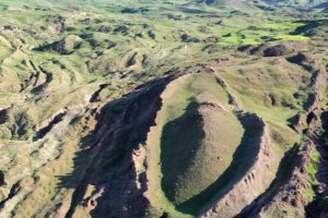 諾亞方舟被發(fā)現(xiàn)？雷達掃描揭示土耳其船形結(jié)構(gòu)