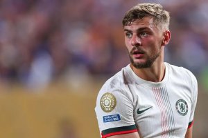 德斯伯里-霍爾與埃弗頓簽下五年合約