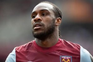 西漢姆聯隊英超聯賽最佳射手米查伊爾·安東尼奧不