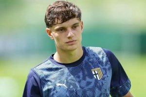 利物浦已同意簽下帕爾馬后衛喬瓦尼·萊奧尼