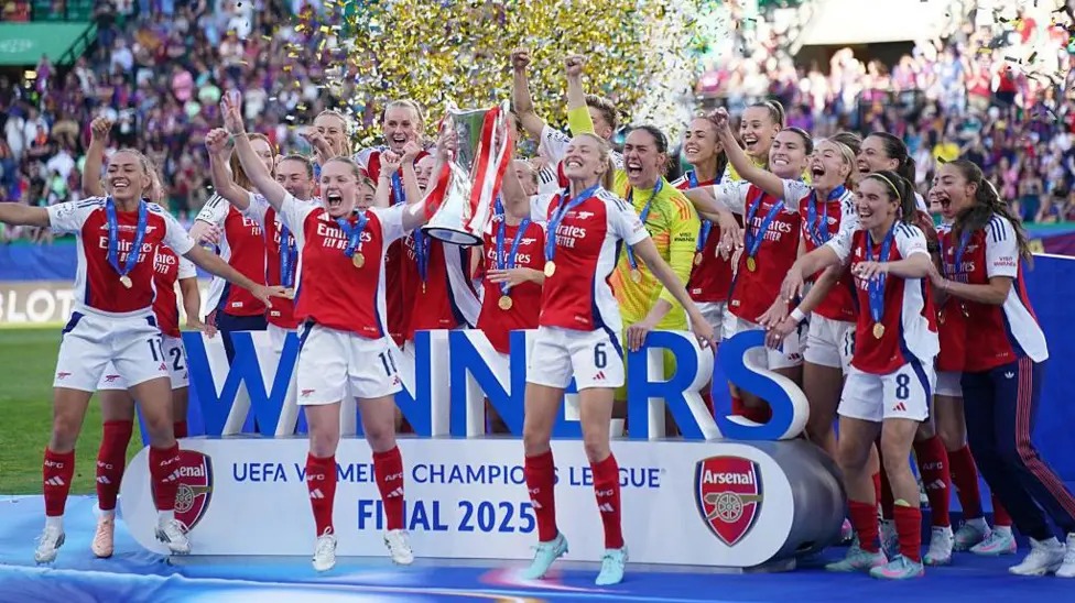 阿森納隊5月以1-0擊敗歐洲豪門巴塞羅那隊,贏得18年來首個女足歐冠冠軍