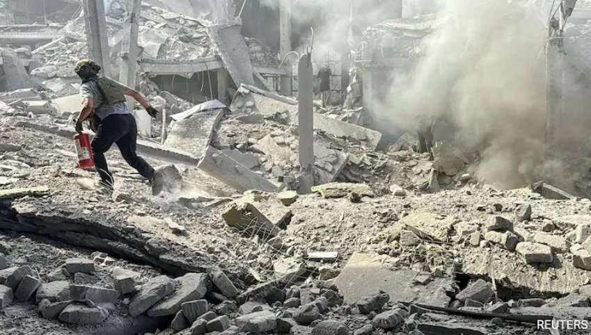 澤連斯基與特朗普會晤前夕,俄羅斯無人機襲擊哈爾科夫,造成3人死亡