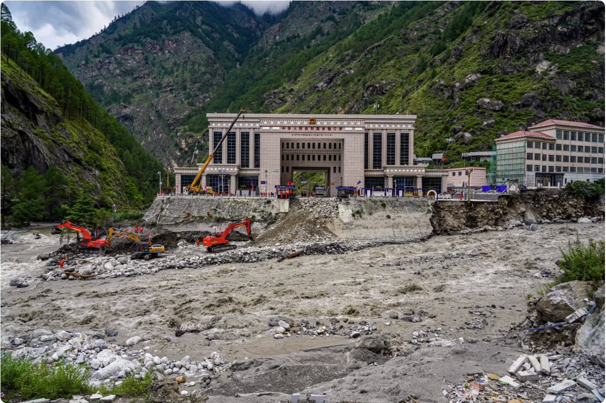 2025年7月，尼泊爾拉蘇瓦的拉蘇瓦加迪洪水